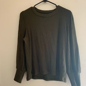 Long sleeved top